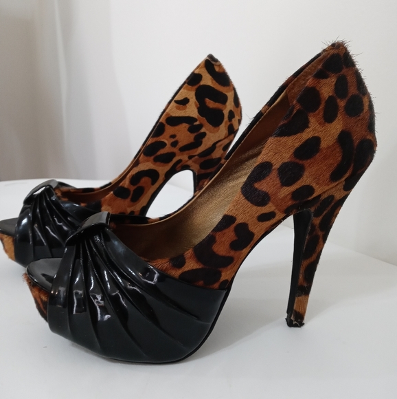 Jessica Simpson cheetah leopard heels - Picture 1 of 15